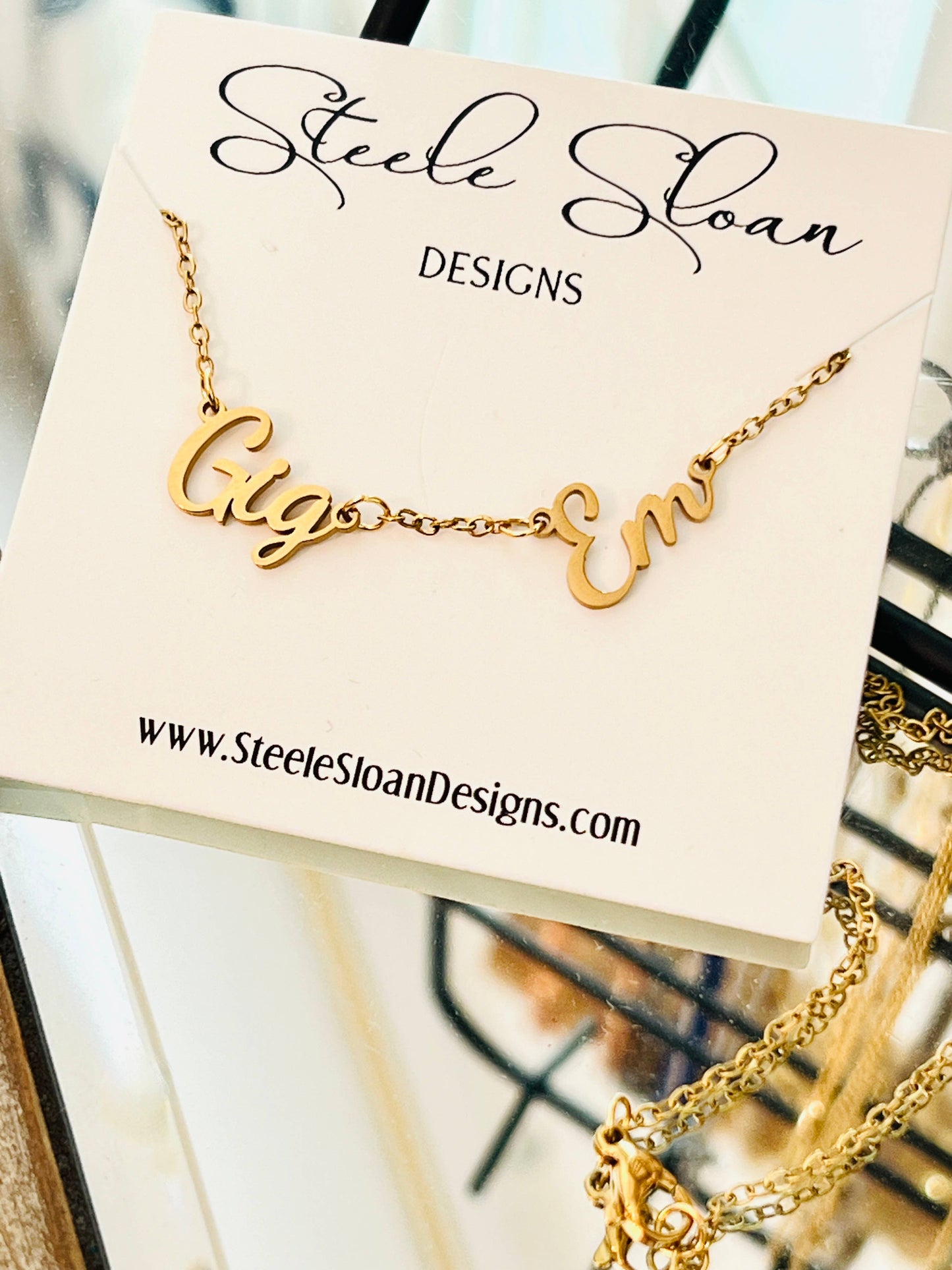 Gig Em Necklace