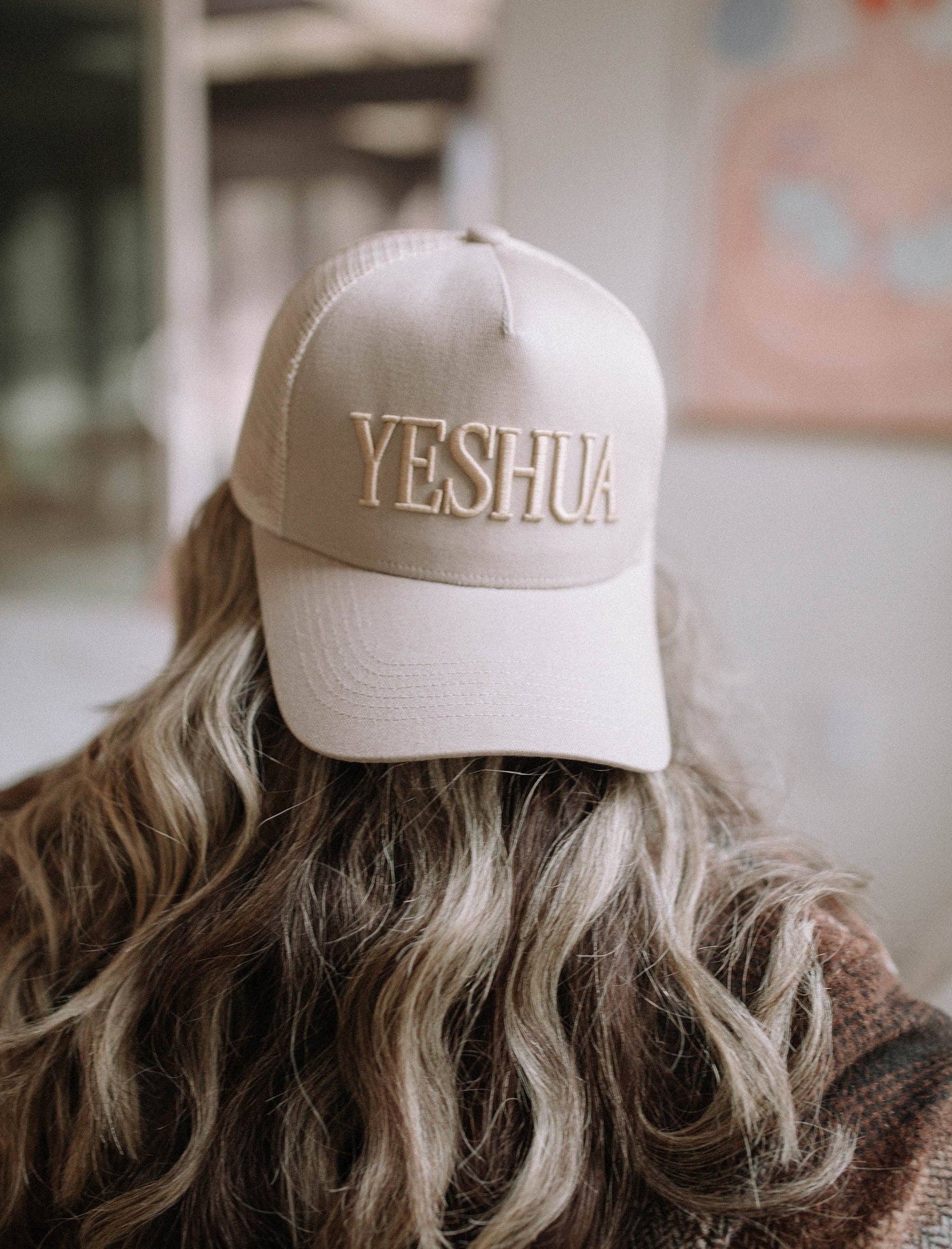 Hat: Yeshua