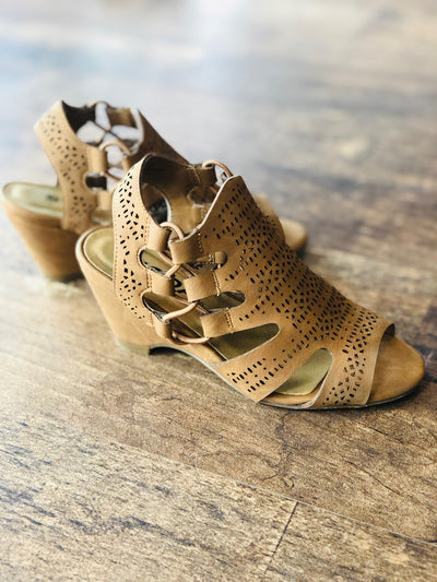 Willow Wedge (Tween), Little Roots, [product vendor], Southern Roots Omaha - Southern Roots Omaha - Boutique Clothing - Online Shopping 