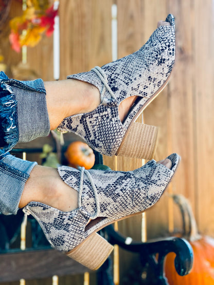 Sillian Heel